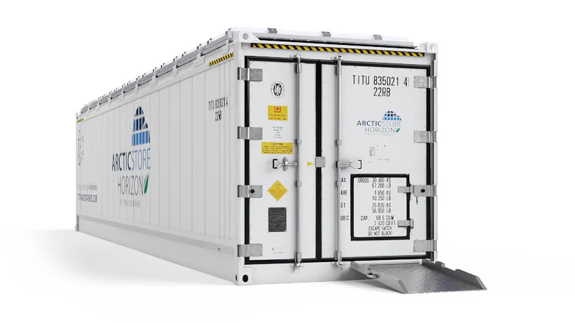 40ft ArcticStore Horizon Frontview with Solar Panels